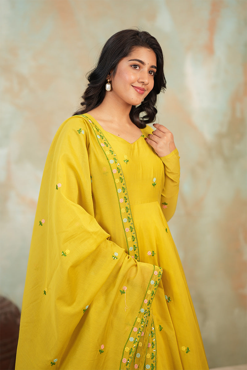 Kayal Secondary image