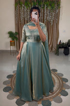 Oviya