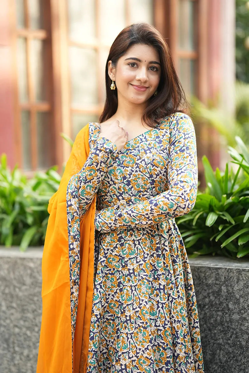 Aruvi - Anarkali