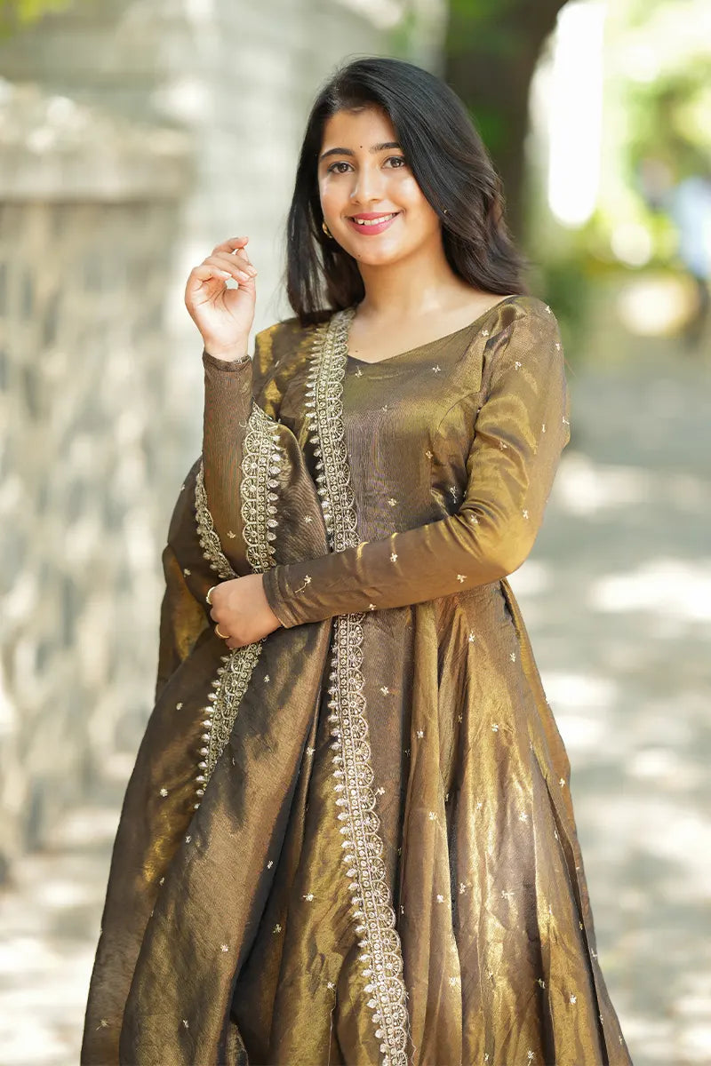 Kanmani Gown