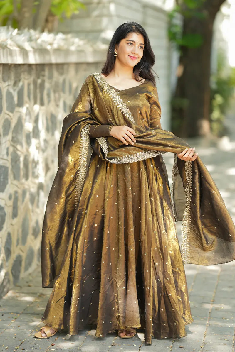 Kanmani Gown 🧡